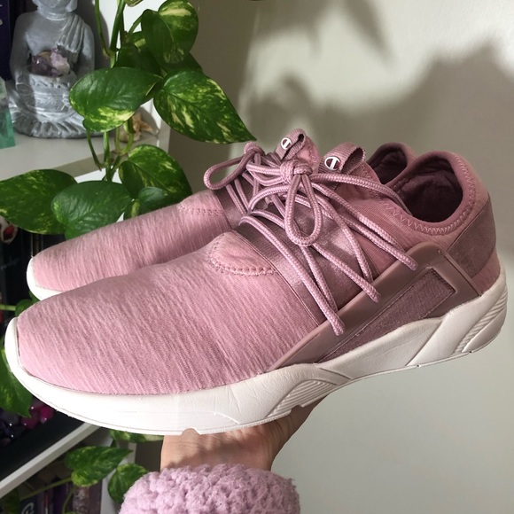 Champion Sneakers - Picture 2 of 7